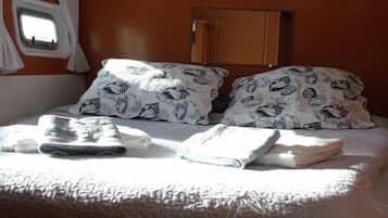 Private Luxury Lagoon 420 Catamaran | 3 kamar tidur