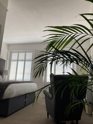 Camera doppia, vista mare (Room 7, Royal, Second Floor) | Biancheria in cotone egiziano, biancheria da letto di alta qualità