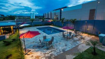 Outdoor pool, pool loungers