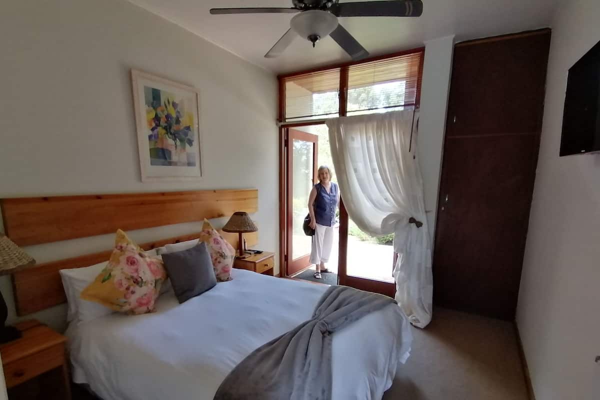Room 4 Double Room | 1 bedroom, premium bedding, down comforters, Select Comfort beds