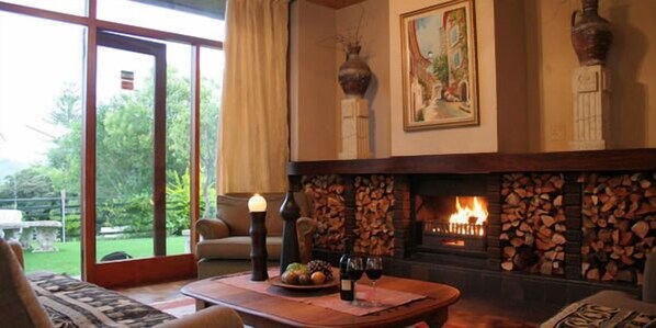 Fireplace - Aanhuizen (Swellendam)