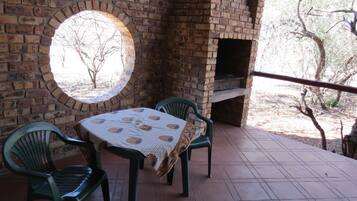 Lion Room | Terrace/patio