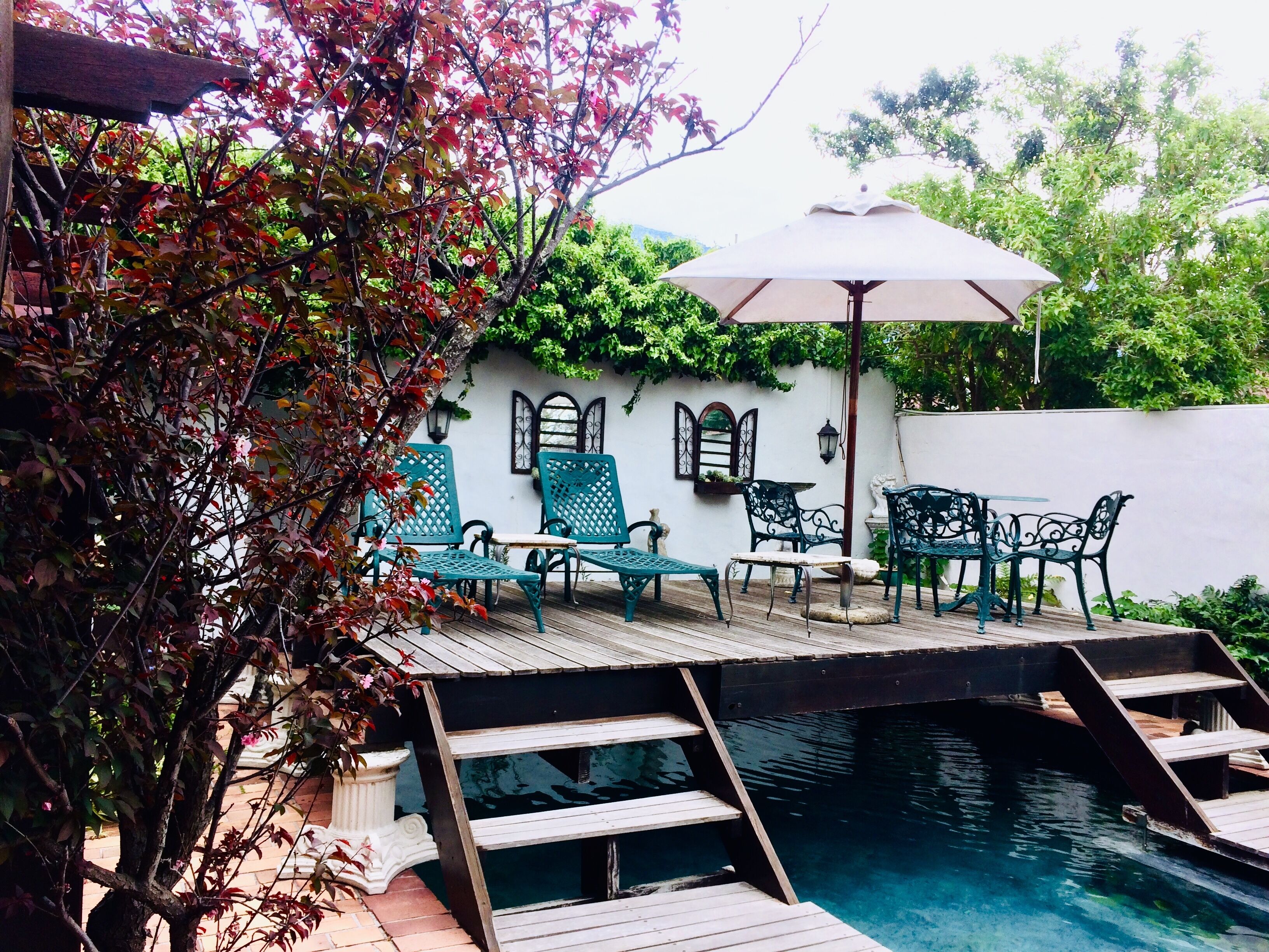 المنشأة من الخارج