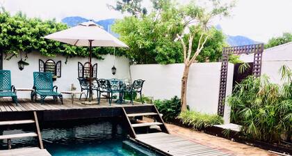 Harfield Guest Villa