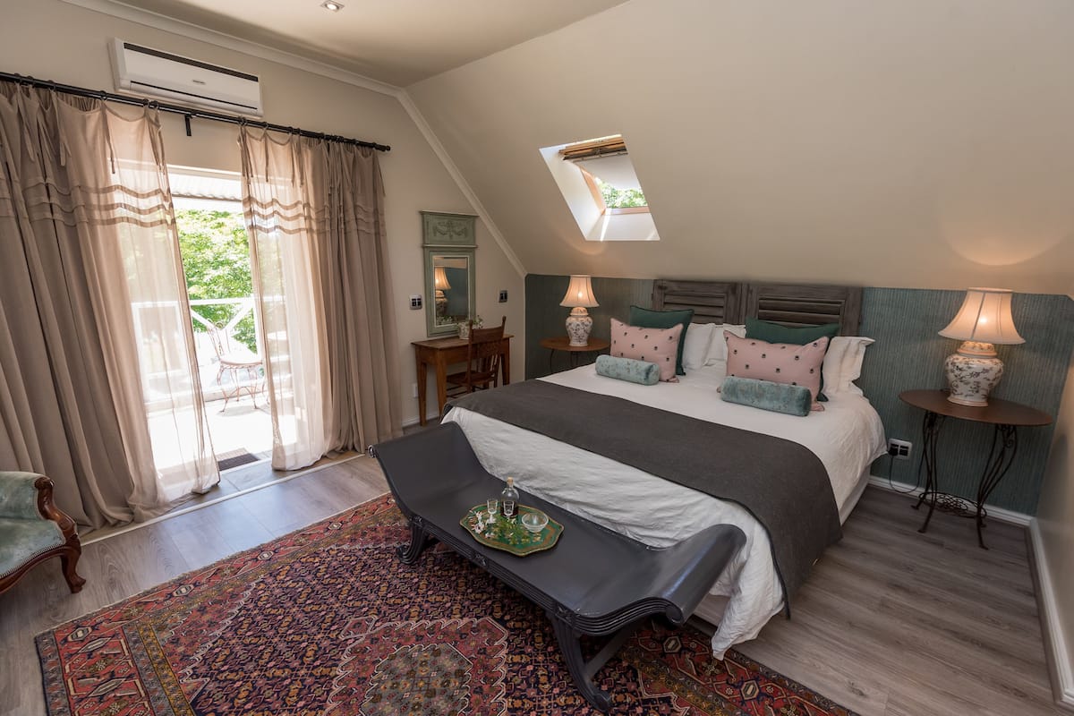 Room with a View | 1 bedroom, premium bedding, pillow-top beds, minibar