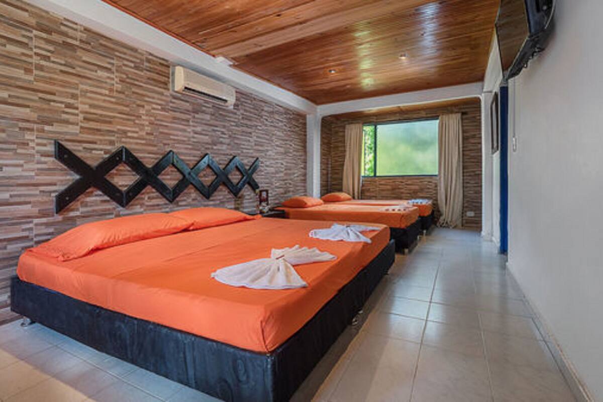 Quadruple Room | Rollaway beds, free WiFi