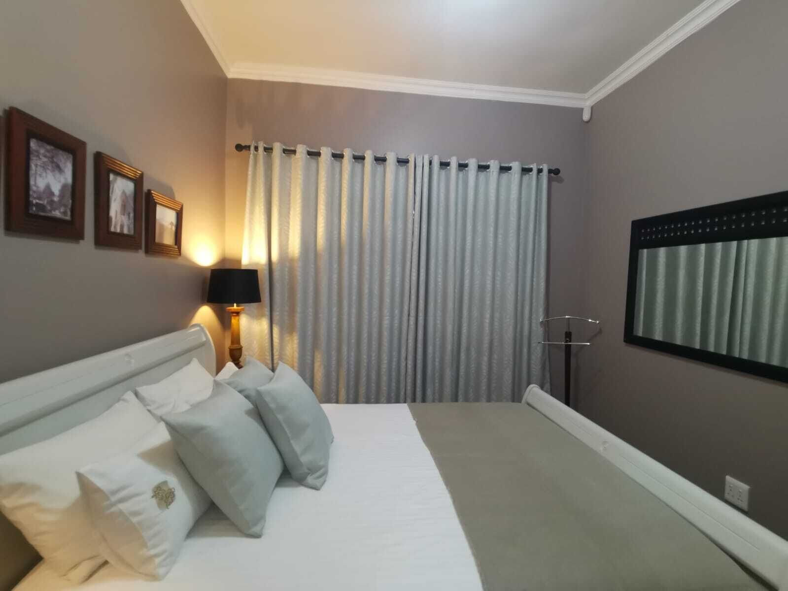 Executive apartments  | Free WiFi, bed sheets