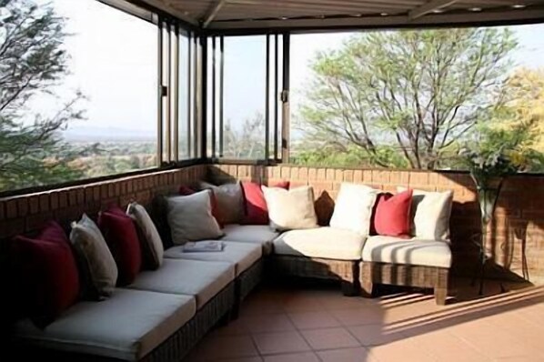 Terrace/patio - Edelweiss Corporate Guesthouse (Pretoria)