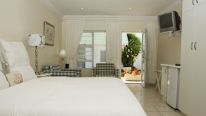 Unclassified image, 3 of 34, button - Gordon's Beach Lodge (Cape Town)