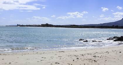 Gordon's Beach Lodge