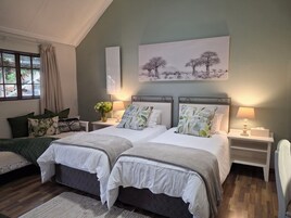 Apartamento clássico (Unit 1-Garden Studio Flat ) | Roupas de cama premium, cofres nos quartos