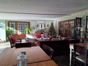 Terrace/patio - 7 on Oakleigh (Pietermaritzburg)