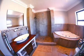 Chambre Double (Double Room - King Luxury ) | Salle de bain