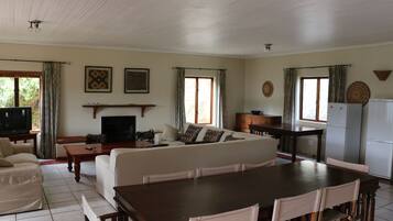 Heron House | Living area | TV