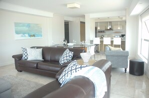Executive Apartment, 2 Bedrooms | Living area | 32-inch TV with satellite channels - 501 Canal Quays (Cape Town)