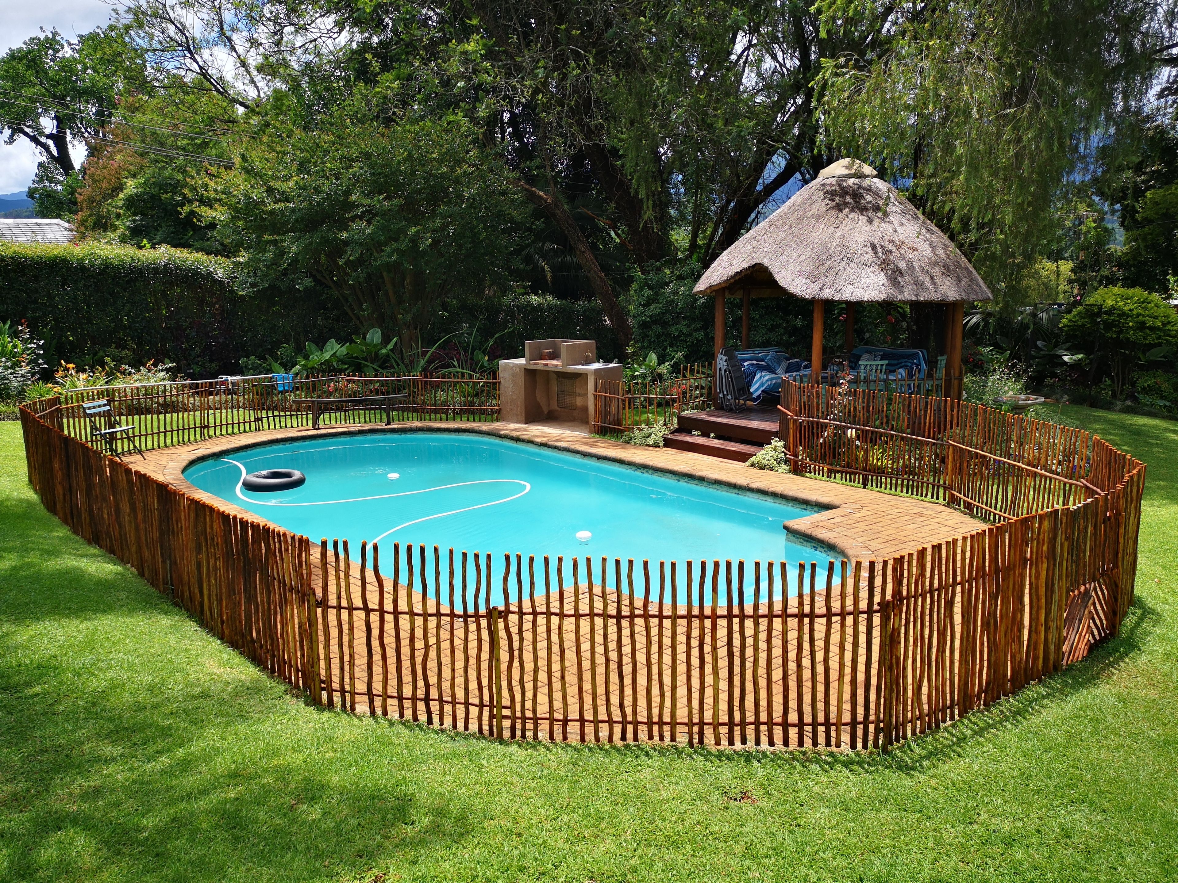 Outdoor pool, pool loungers