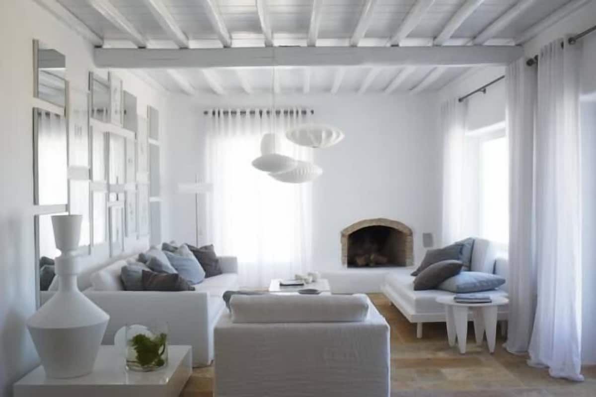 Suite | Living area