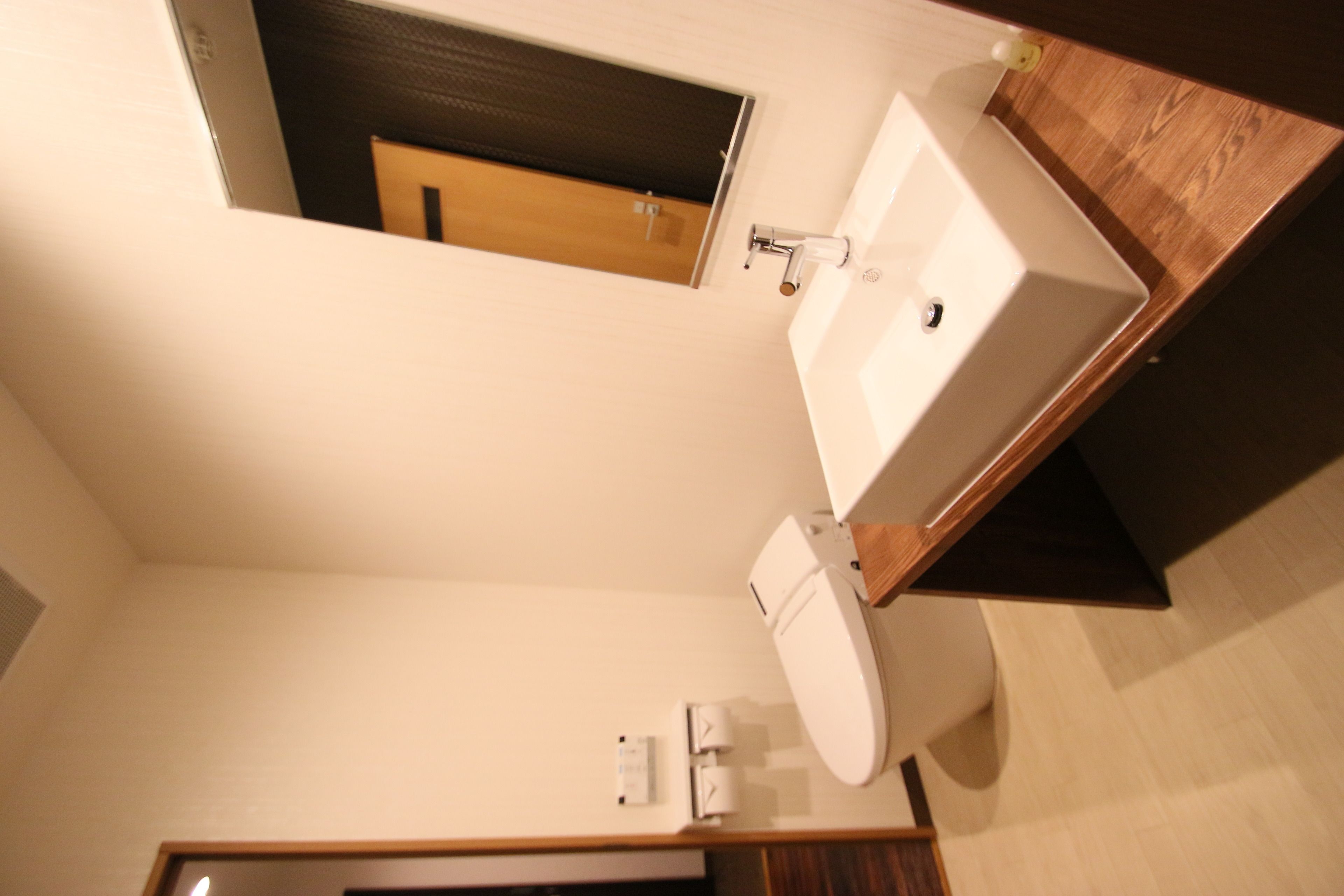 shower, free toiletries, slippers, towels