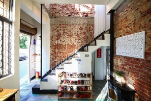 Nội thất lối vào