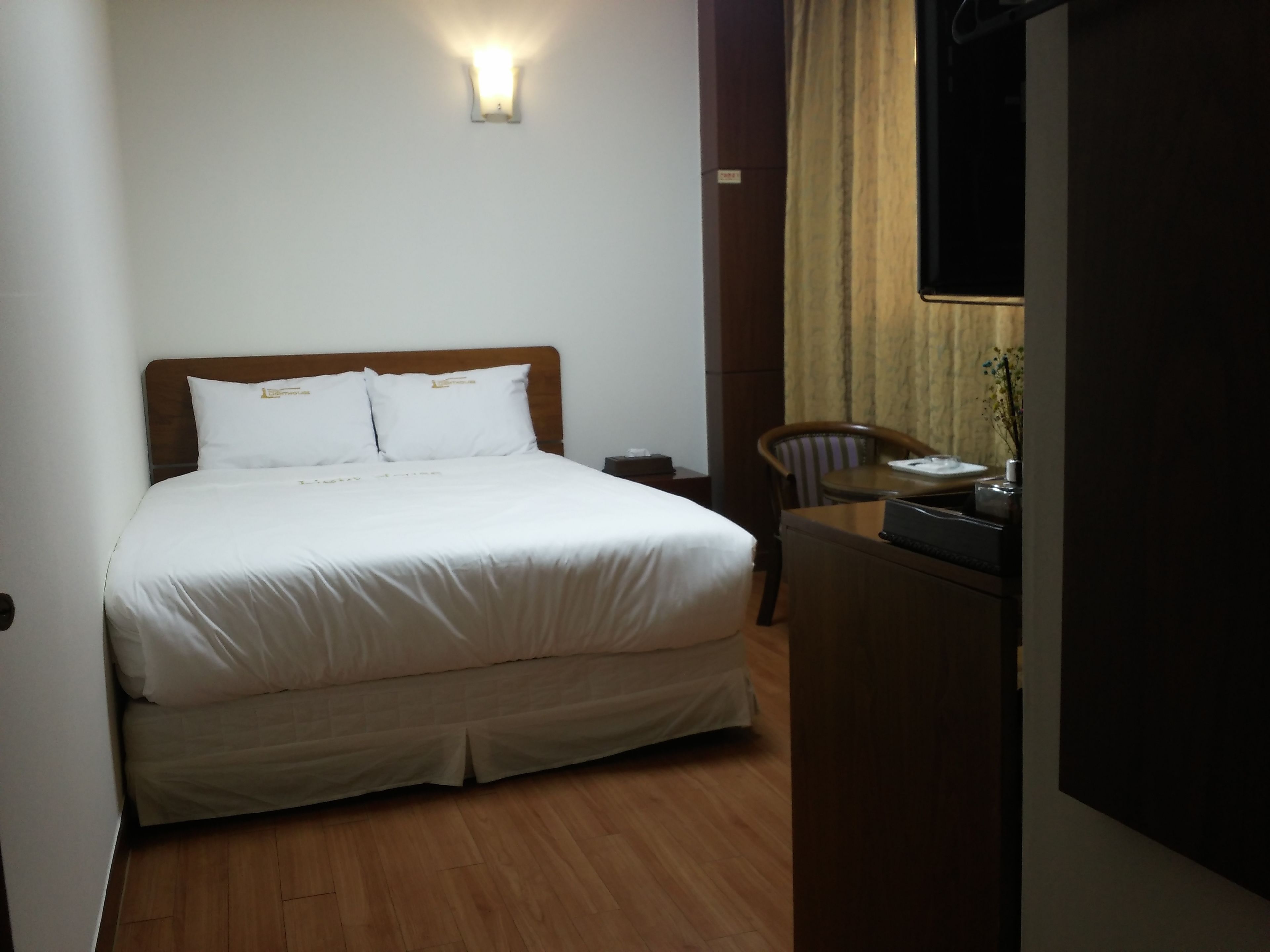 standard double room, 1 double bed, non smoking, ocean view | 1 bedroom, blackout curtains, soundproofing, free wifi