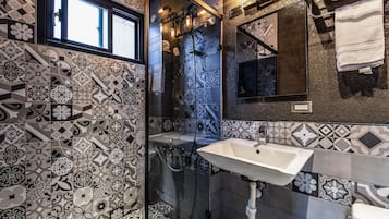 Western Loft | Bathroom | Designer toiletries, hair dryer, slippers, towels