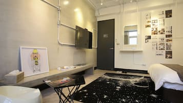 Lady Loft | Individually decorated, individually furnished, desk, free WiFi