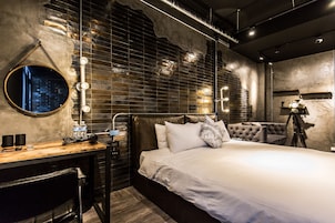 Habitación Gallery doble, 1 cama de matrimonio, no fumadores, bañera | Decoración individual, mobiliario individual, escritorio y wifi gratis