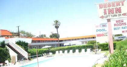 Desert Inn Motel