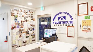 Reception - K-GUESTHOUSE Insadong 2 (Seoul)