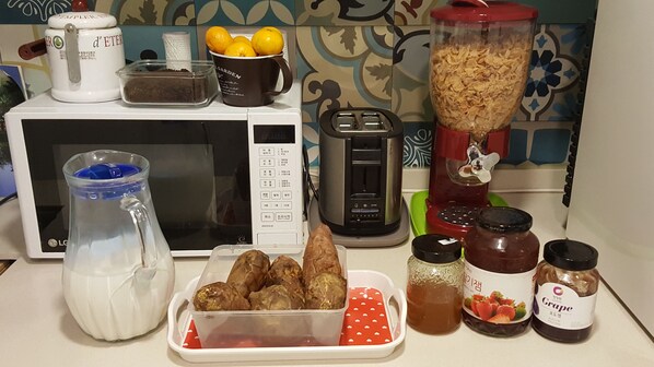 Food and drink - K-GUESTHOUSE Insadong 2 (Seoul)