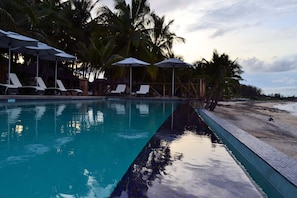 Piscina externa