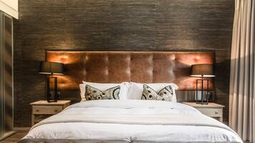 Luxury En-Suite King/Twin Mountain Views | 1 ๊ฐ์ ์นจ์ค, ๋ฏธ๋๋ฐ, ๊ฐ์ค ๋ด ๊ธ๊ณ , ์ฑ
์