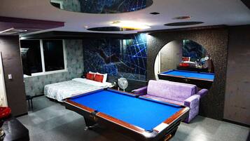 Suite – deluxe | Skrivebord og wi-fi (inkludert)