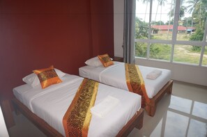 Twin Room | Desk, blackout drapes - Baannoksuan Resort Samui (Koh Samui)