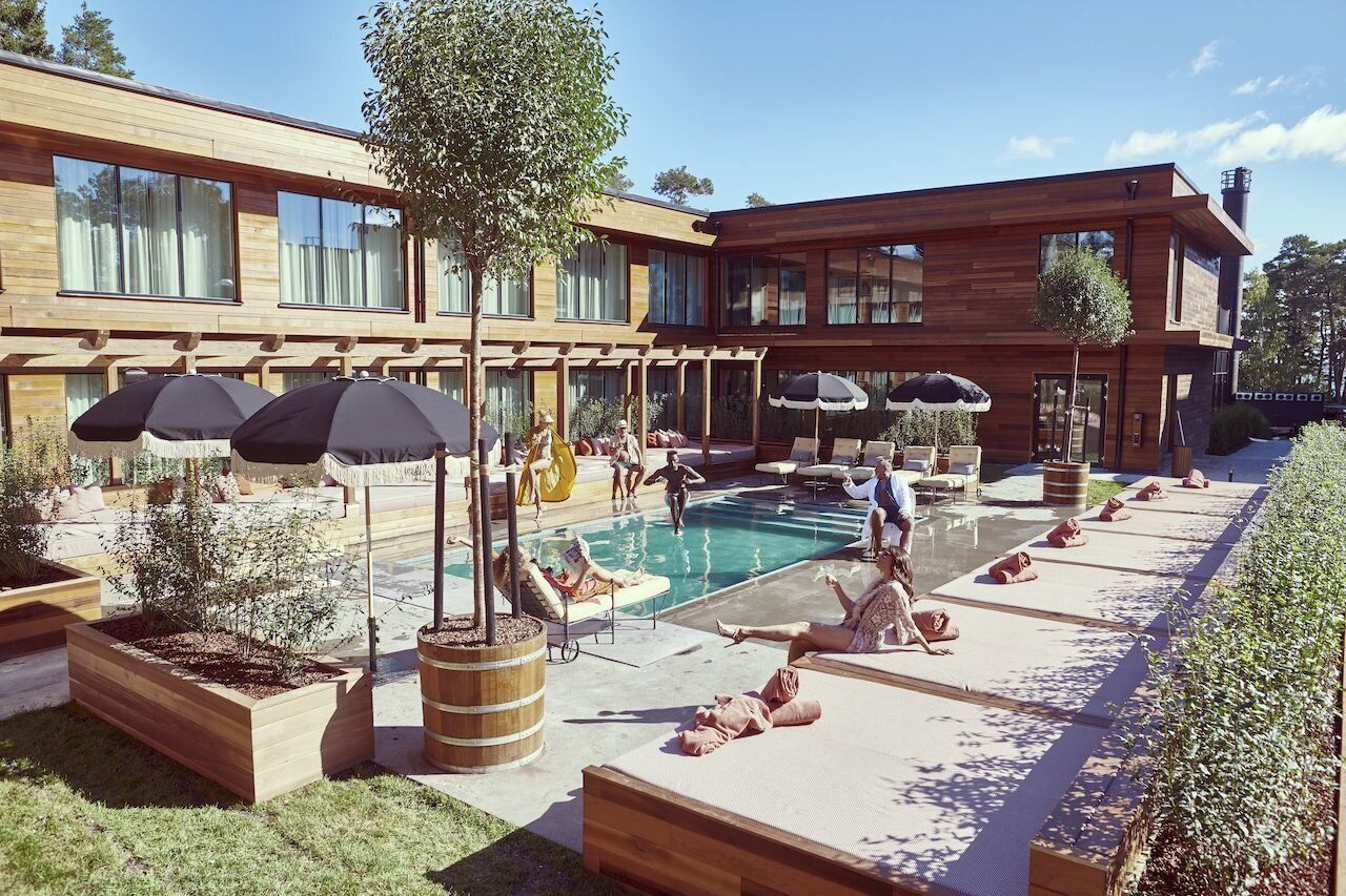 Pool