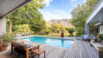 Outdoor pool, sun loungers