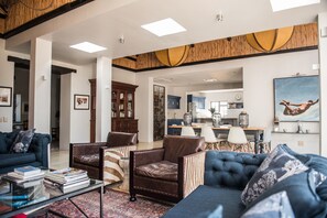 高级独立别墅, 3 间卧室 | 起居区