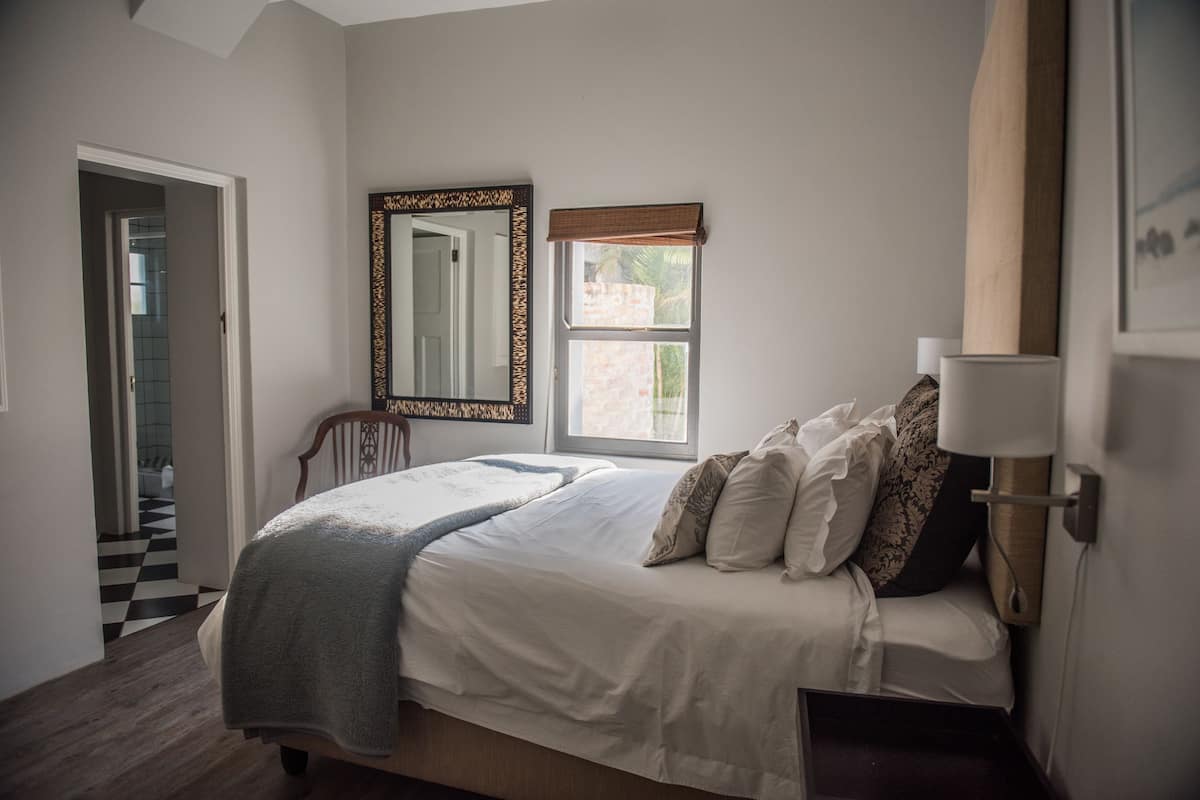 Superior House, 3 Bedrooms | Minibar, in-room safe, individually decorated, individually furnished