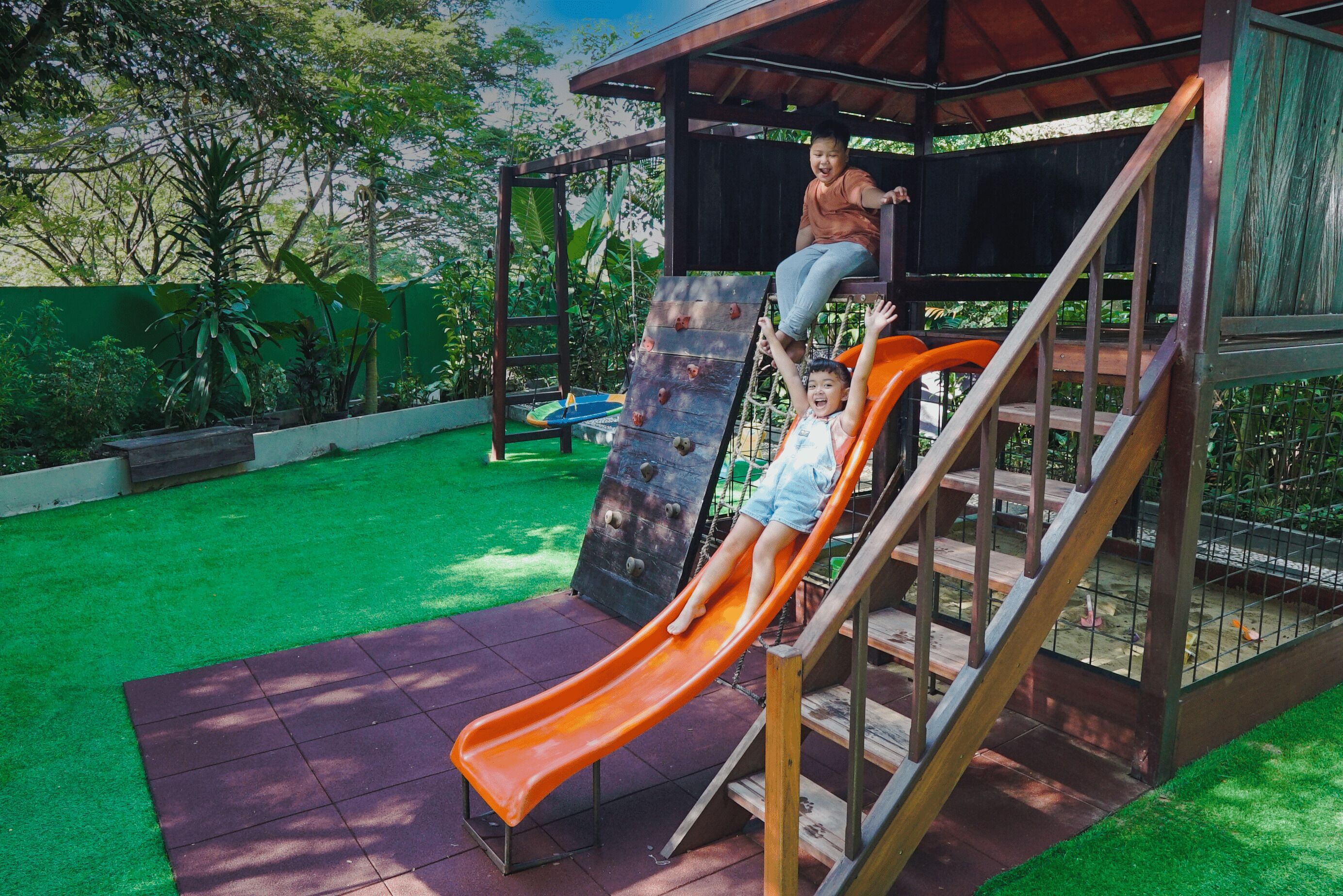 children’s play area – outdoor