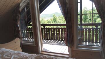 Hytte, 6 soverom, massasjebadekar (Towel, bed linen & cleaning not incl) | Terrasse/patio