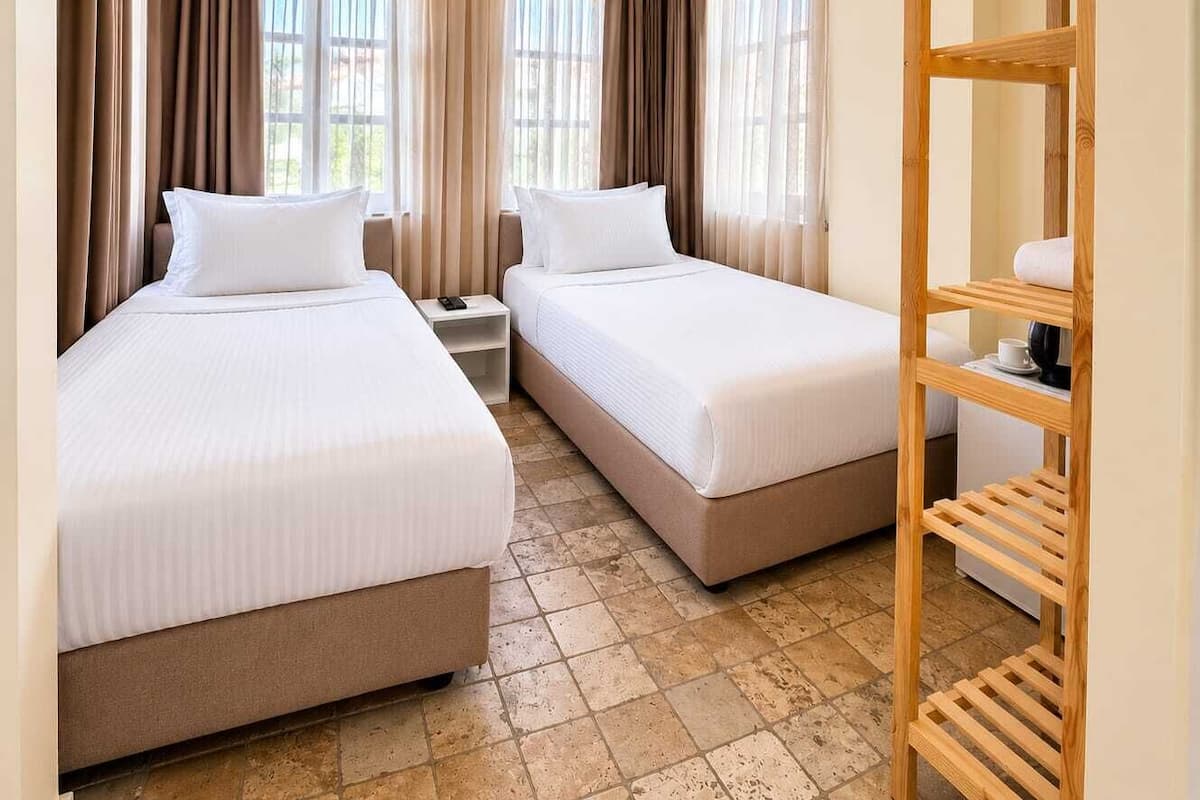 Minibar, caja de seguridad en la habitación y sistema de insonorización