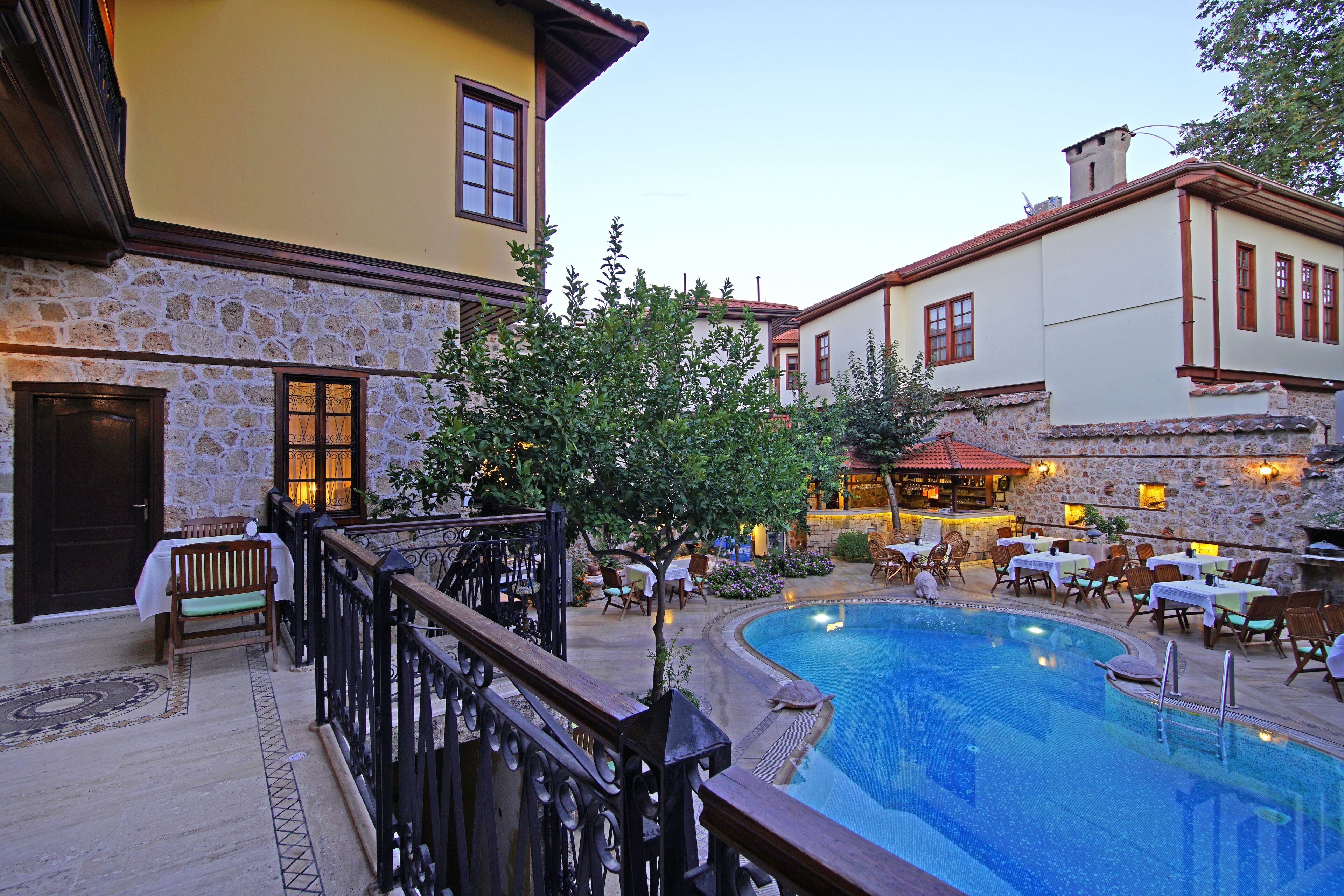 deluxe triple room (triple) | view from room