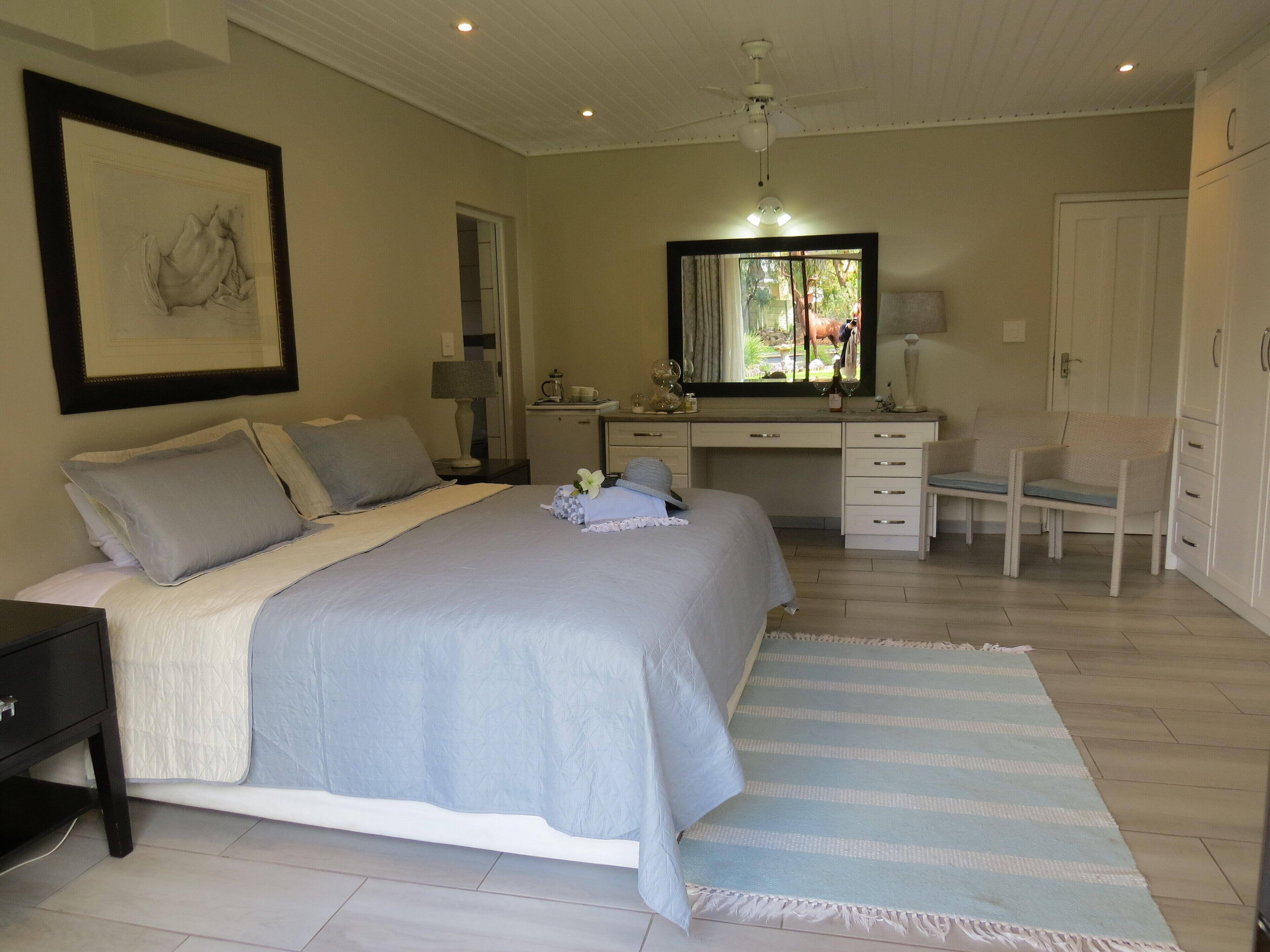 豪華雙人房 | 客廳 | 平面電視