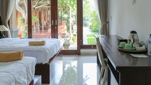 Deluxe Room | 책상, 간이 침대, 무료 WiFi, 침대 시트