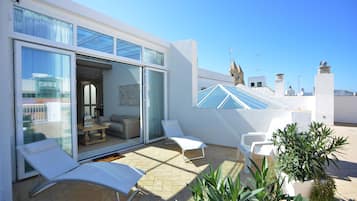 Deluxe Penthouse | Balcony