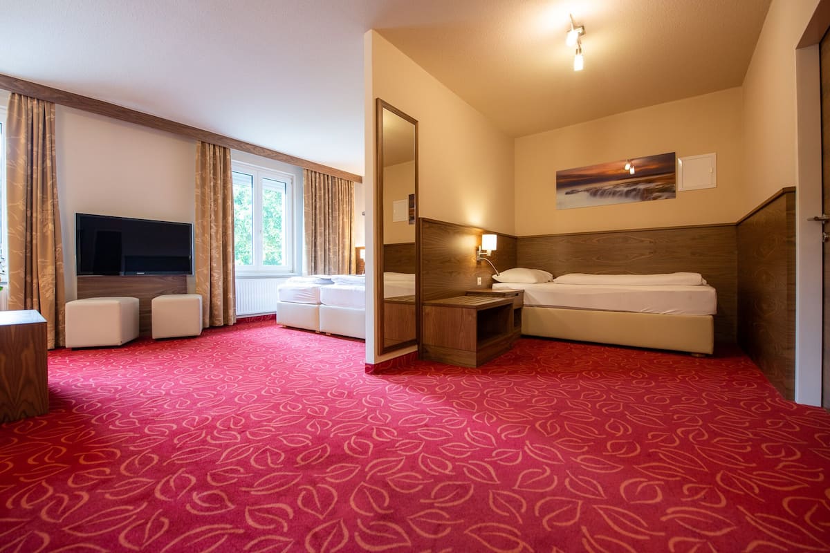 minibar, in-room safe, desk, cots/infant beds