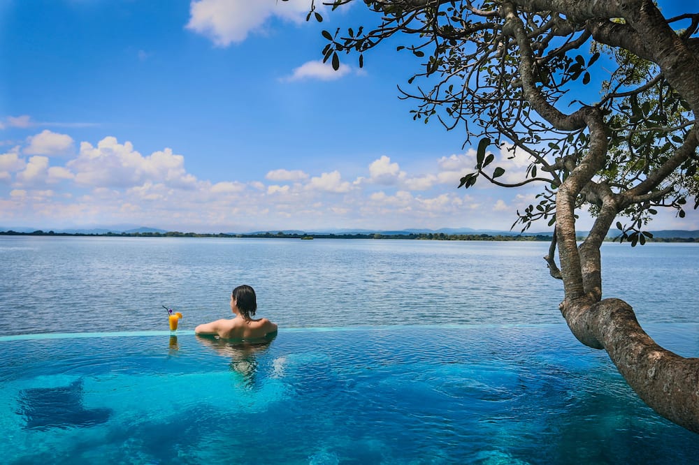 EKHO Lake House Polonnaruwa
