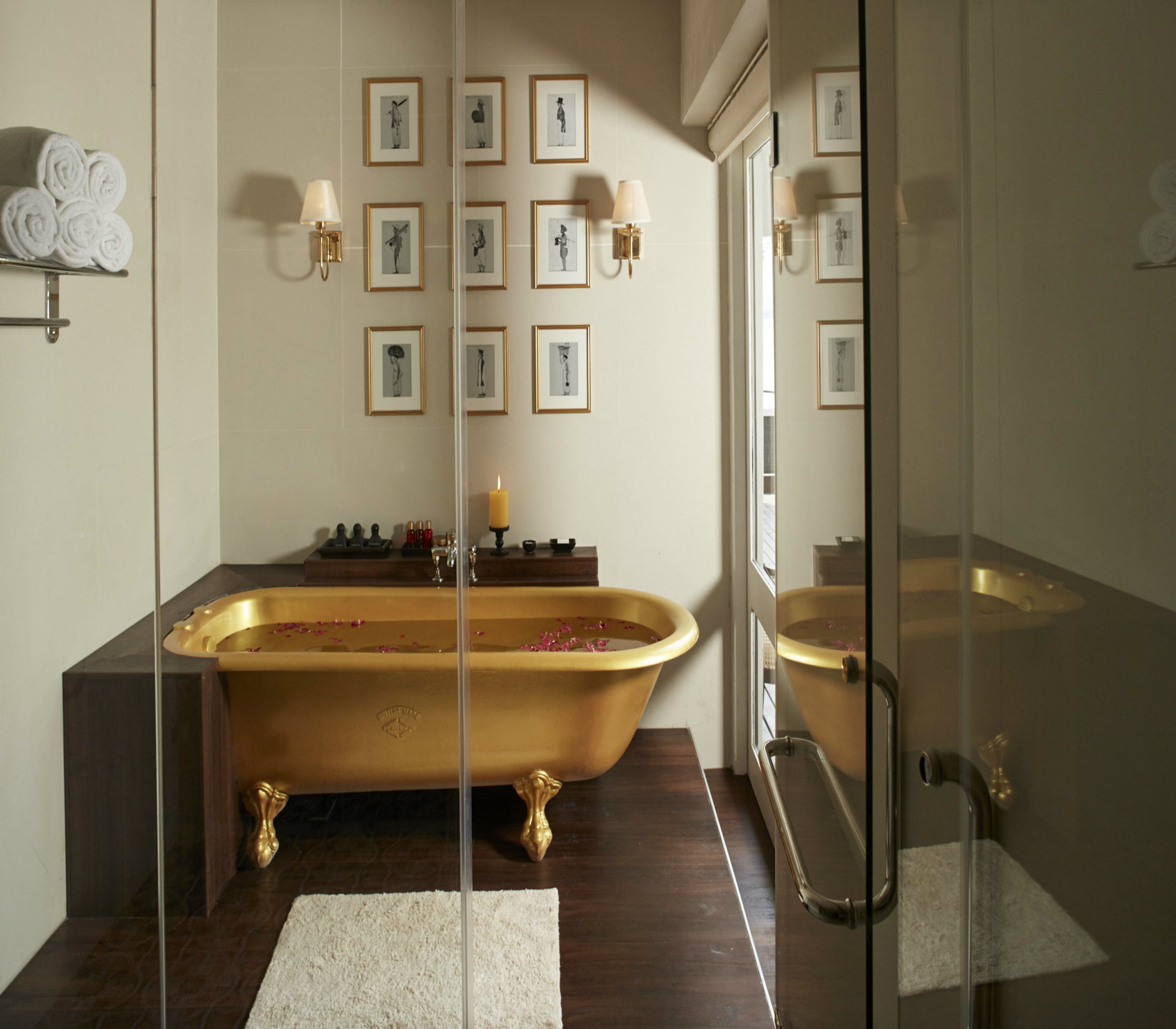 royal suite - lake view | bathroom | shower, free toiletries, hair dryer, slippers