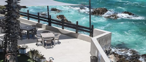 Beach/ocean view