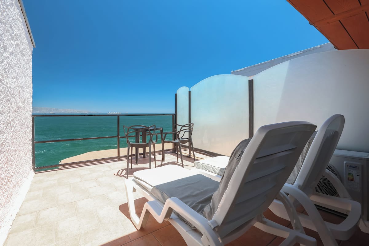 Suite Supérieure, 1 trÚs grand lit, balcon